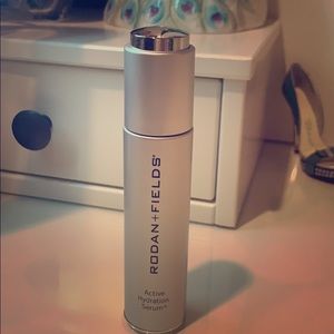 Rodan and fields active hydration serum